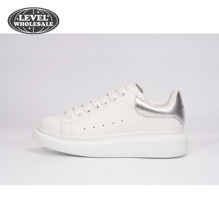 Alexander McQueen Oversized Silver SIZE: 35-45