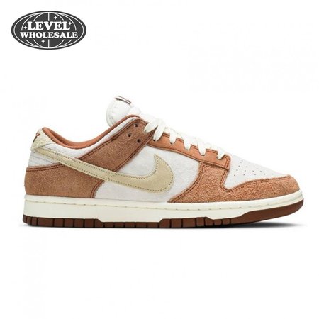 Dunk Low Premium 'Medium Curry' Size 40-47.5